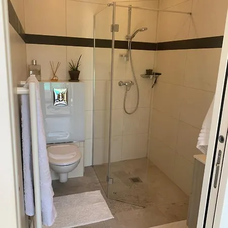 Elimia Piscine Privee & Chauffee *