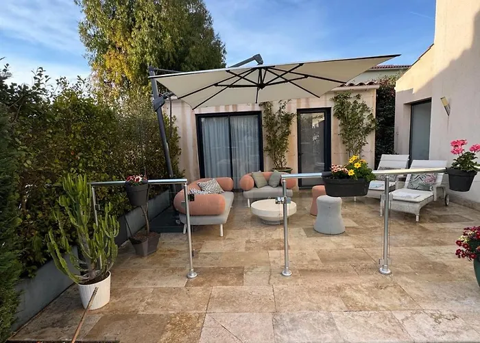 Elimia Piscine Privee & Chauffee Rum i privatbostad Antibes